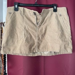 mini skirt/khaki/ good condition